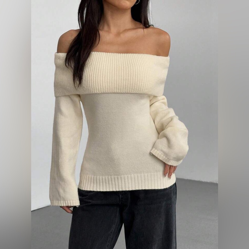 Off Shoulder Fold Over Sweater - Picture 5 of 8